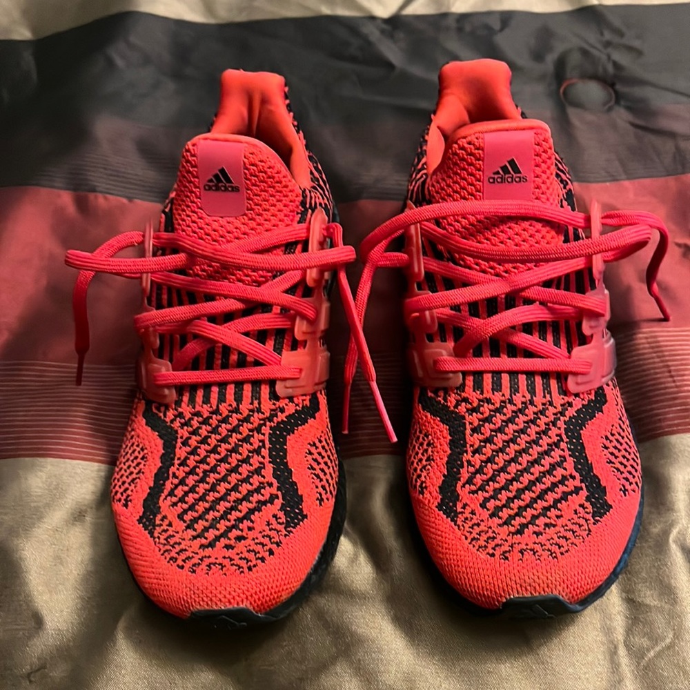 Adidas: PRIMEBLUE Ultra Boost
